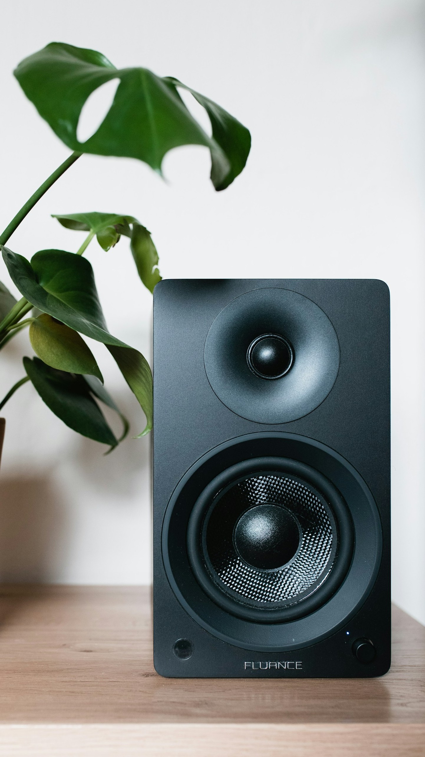 Curte som potente? conheça 5 caixas de som ideais para a sua festa