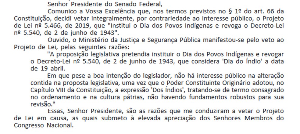 O presidente Jair Bolsonaro vetou, integalmente, o projeto de lei que muda o 'Dia do Índio' para 'O Dia dos Povos Indígenas' — Foto: Reprodução / Diário Oficial da União
