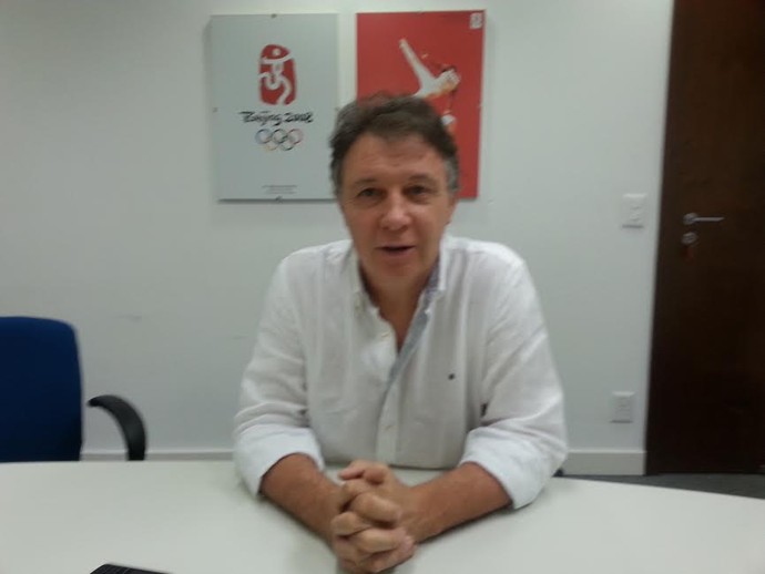 Magnano exalta convite, apoia Nenê e não descarta Marcelinho: Nunca diga nunca