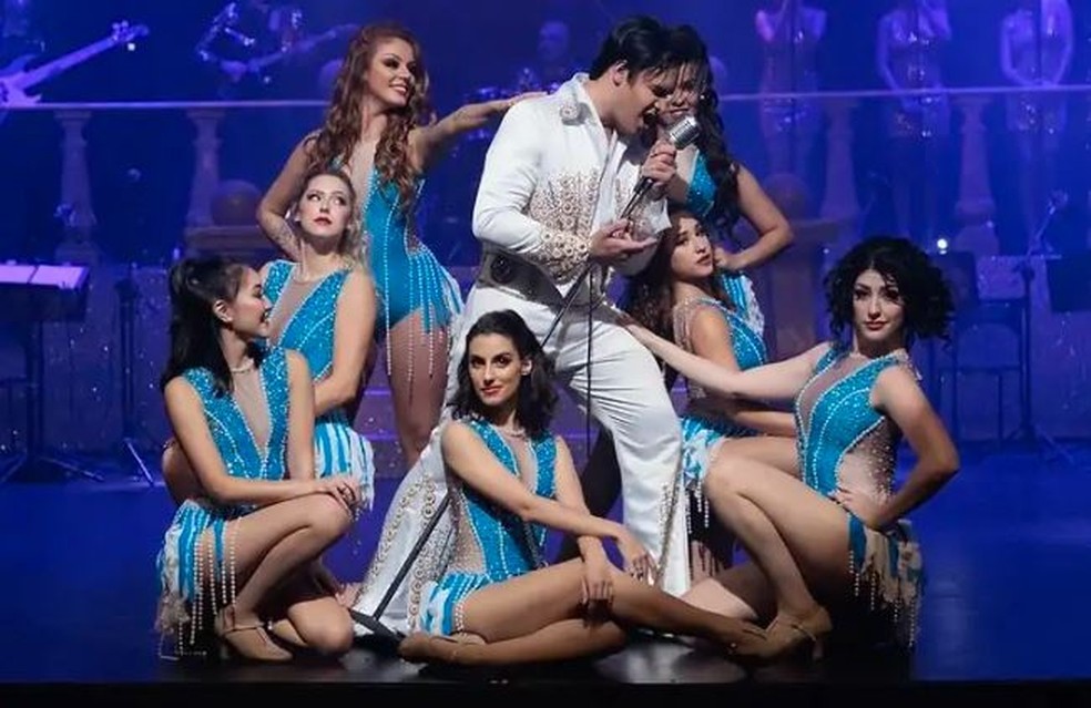 “Elvis Experience In Concert Tribute”. — Foto: Reprodução