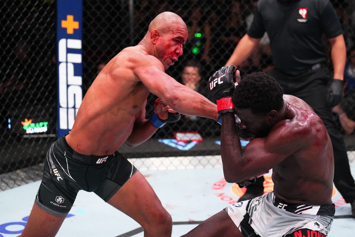 ufc-gregory-robocop-vira-luta-sangrenta-contra-njokuani-combate-ge