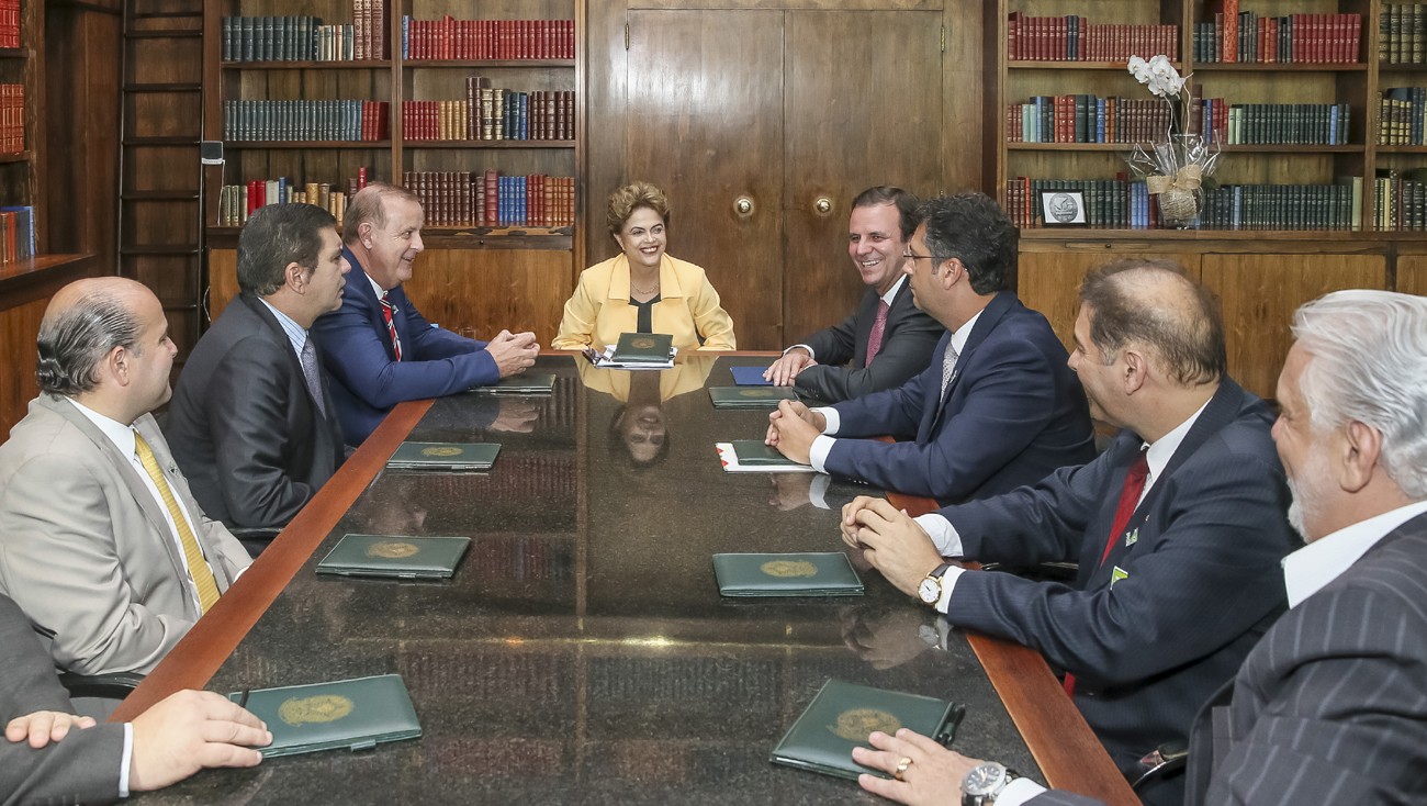 Presidente Dilma Rousseff durante reunião com prefeitos no Palácio da Alvorada (Foto: Roberto Stuckert Filho/PR)
