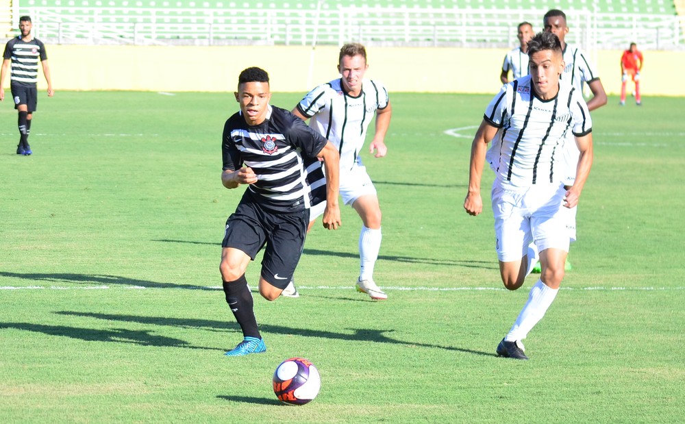 Bragantino e Corinthians empatam e mantêm posições no Paulista Sub-20