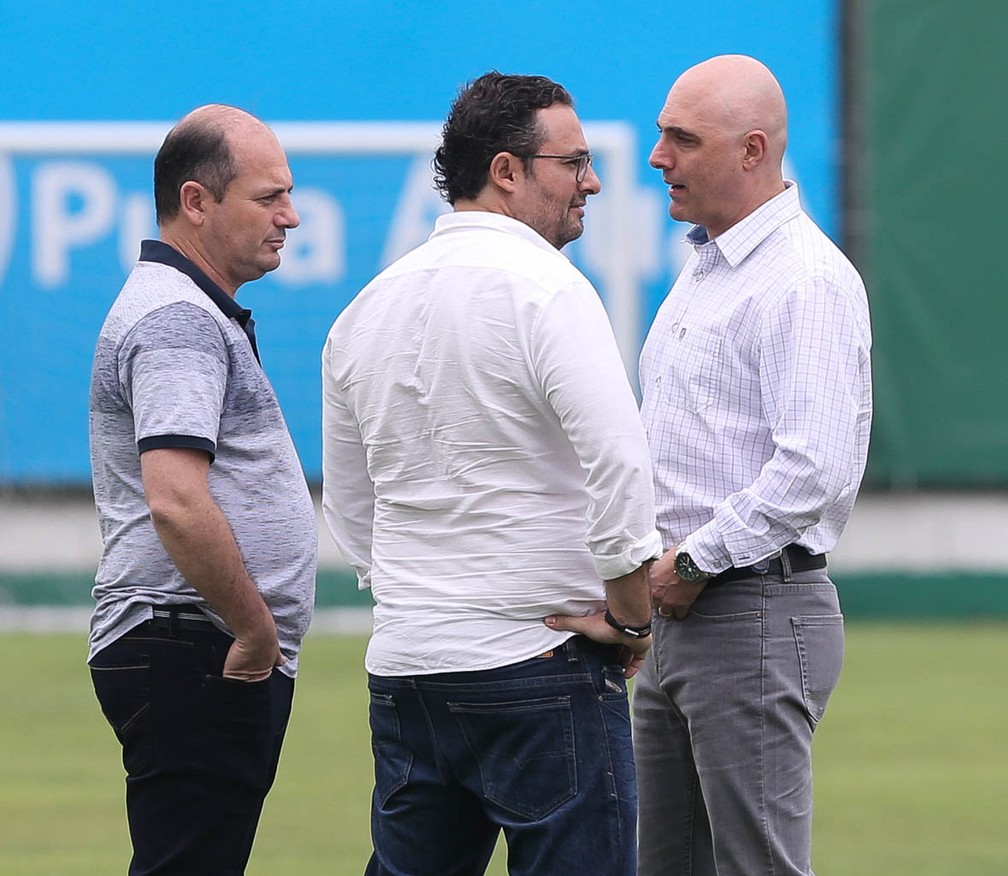 Cícero Souza, Alexandre Mattos e Maurício Galiotte no Palmeiras — Foto: Cesar Greco / Ag Palmeiras