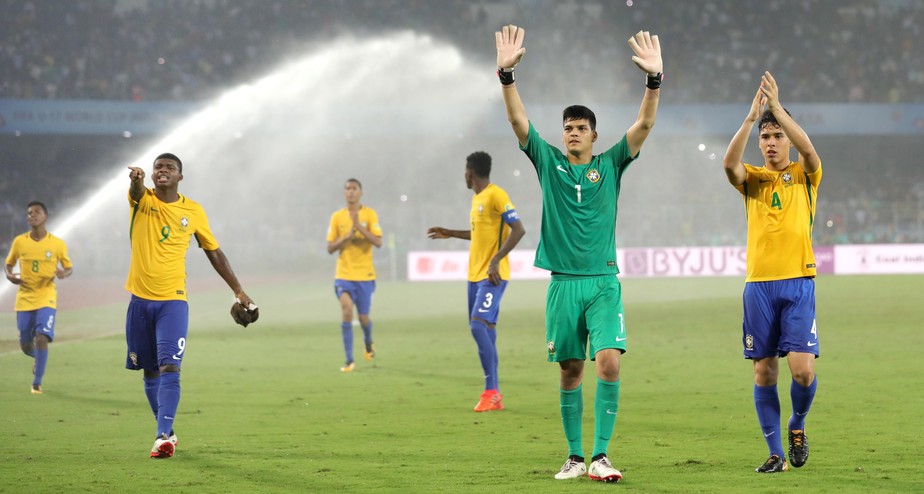 Resultado de imagem para brazão sub 17