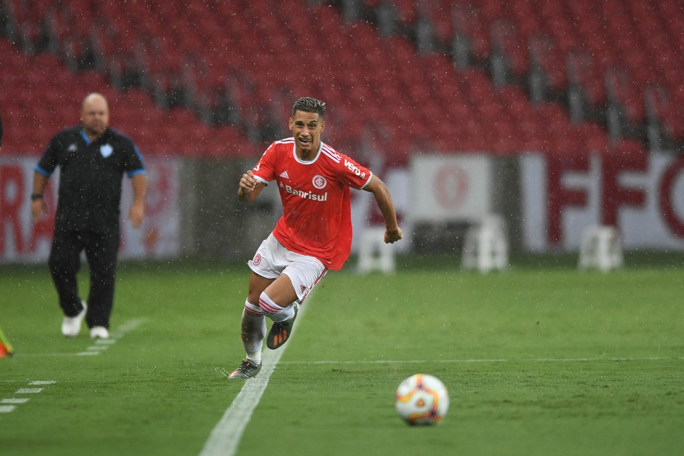 Inter Encaminha Emprestimo De Argentino Sarrafiore Ao Coritiba Futebol Ge