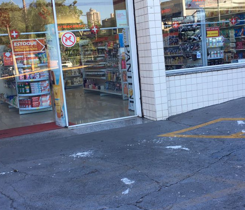 Assalto ocorreu na madrugada desta quarta-feira (22), em Presidente Prudente â Foto: Wellington Roberto/G1