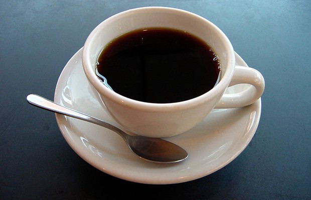 Uma xícara de café (Foto: Wikipédia/Julius Schorzman)