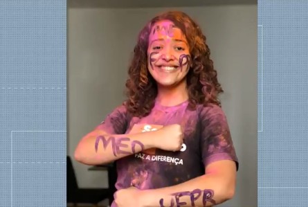 Primeira colocada no vestibular da UFPR: 'Não tenho nem palavras'