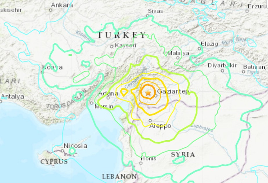 Mapa que mostra epicentro do terremoto, no Sul turco, perto da Síria