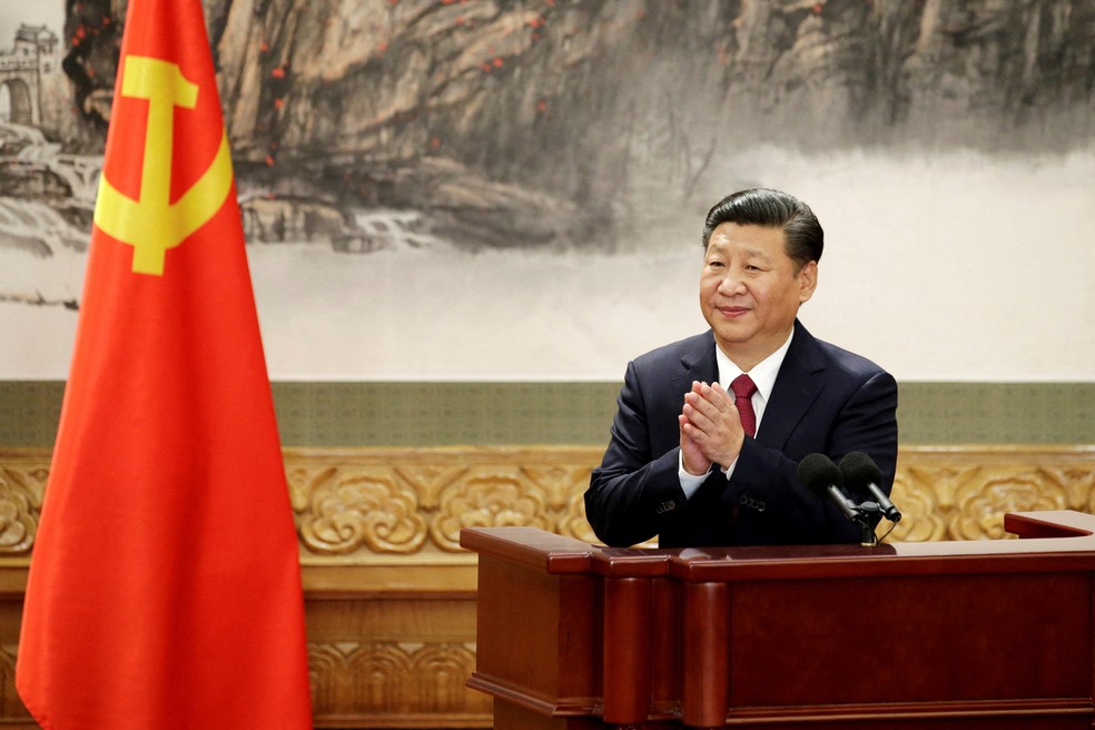 Partido Comunista Chinês se reúne para dar 3º mandato a Xi Jinping, tornando-o o líder mais poderoso desde Mao Tsé-Tung; entenda