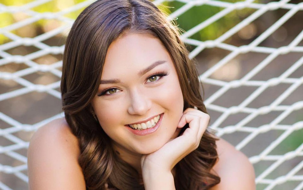  Alaina Housley, de 22 anos, foi uma das vítimas do ataque na Califórnia — Foto: Reprodução/Facebook/Alaina Housley