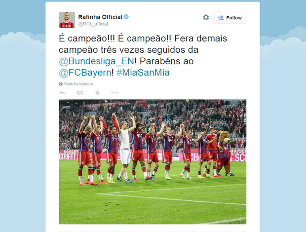 Rafinha comemora titulo do Bayern de Munique