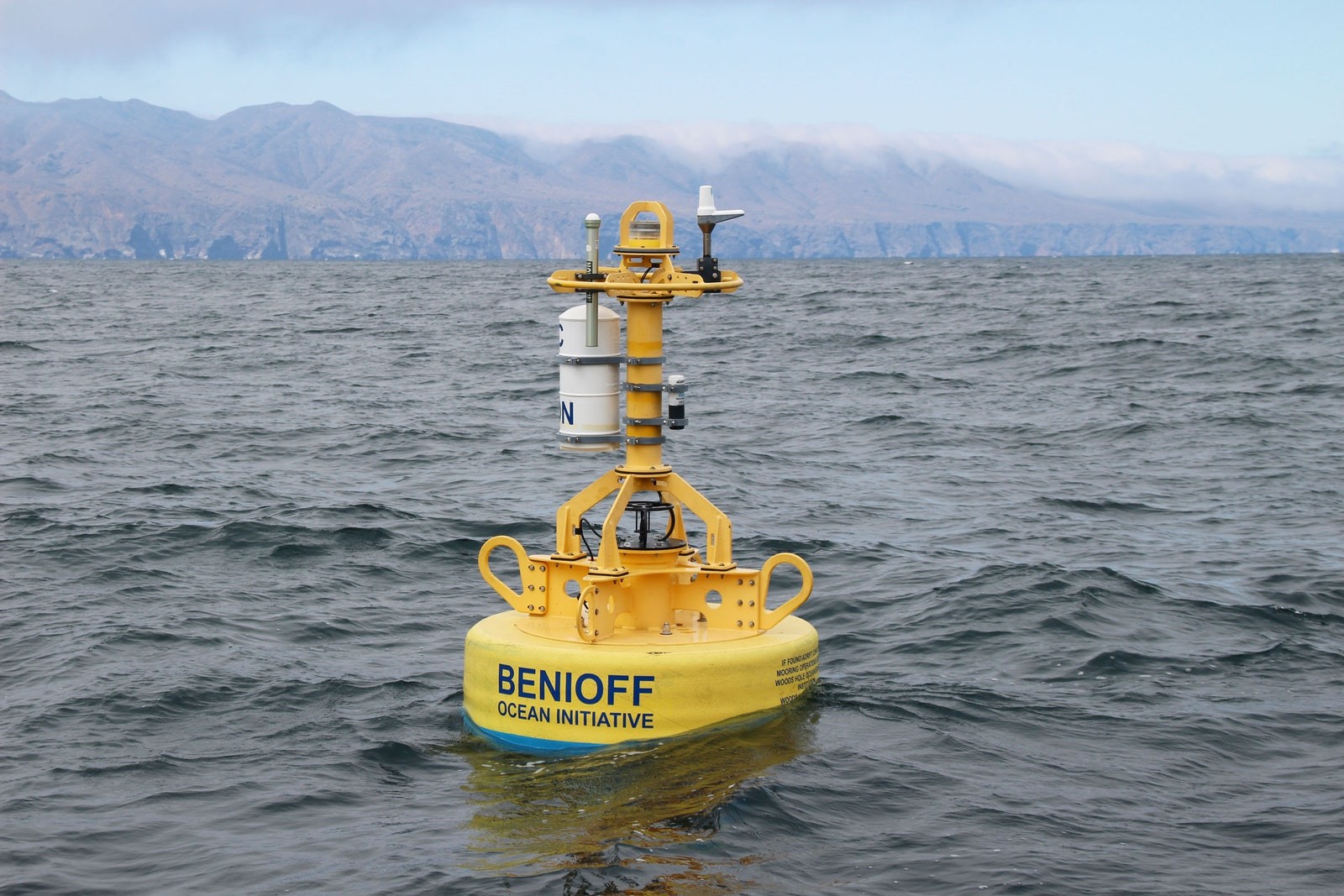 Bóia acústica do Benioff Ocean Initiative (Foto: Divulgação)