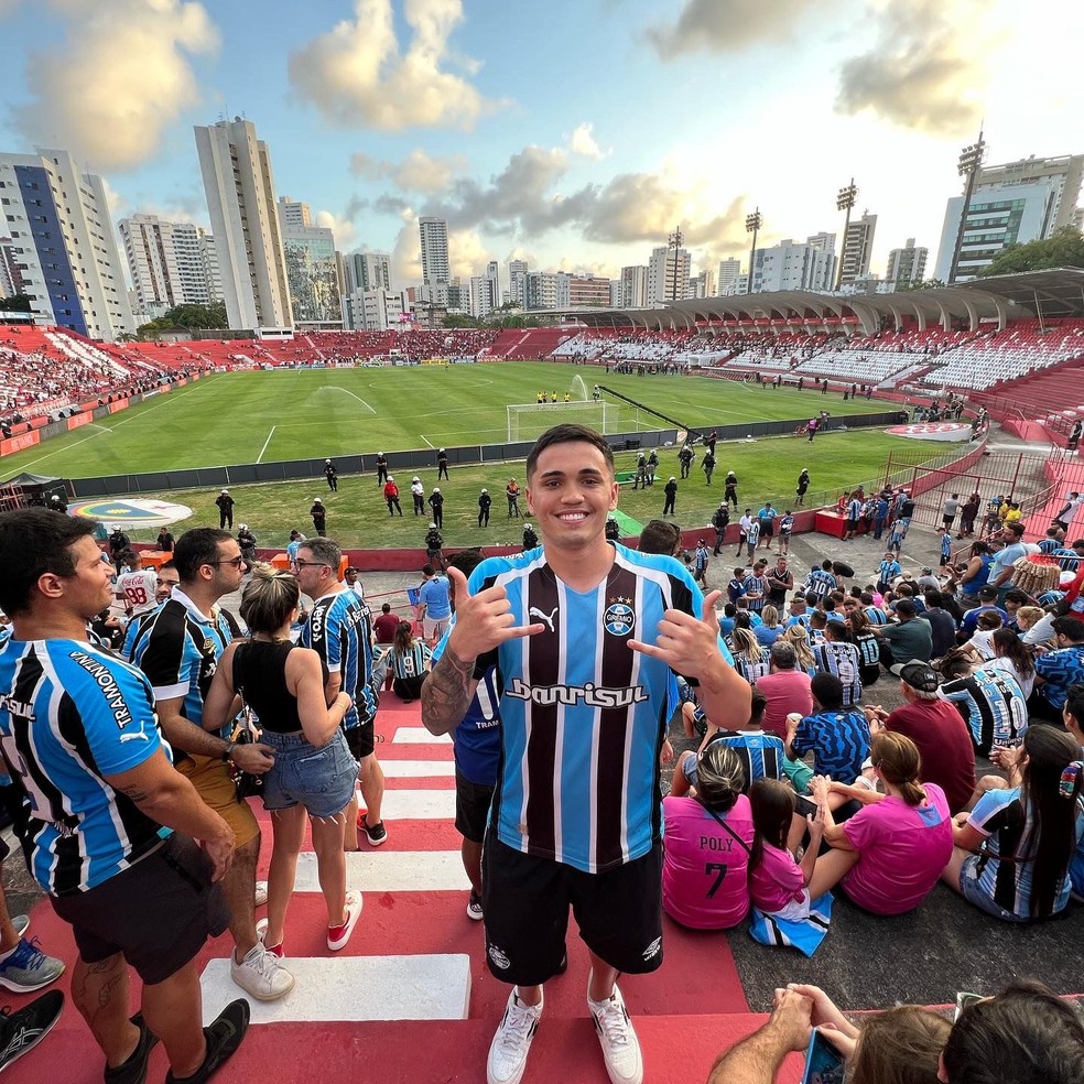 De Campinas a Muriaé: conheça o torcedor que acompanha todos os jogos do Grêmio na Série B