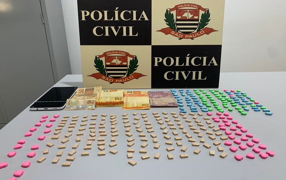 Comprimidos de ecstasy apreendidos em Jaci  — Foto: Divulgação/Polícia Civil de Rio Preto 