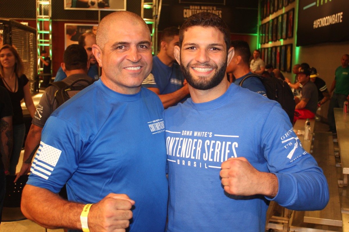 Resultado de imagem para Thiago Moisés vibra com vitória e contrato com UFC: Foi o cartão de visitas