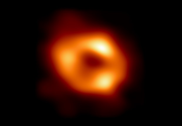 Primeira imagem de buraco negro dentro da Via Láctea (Foto: Event Horizon Telescope)