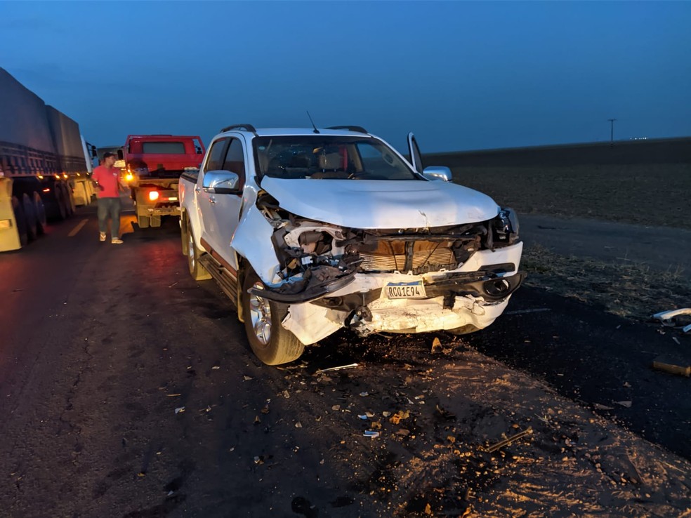 Batida entre três veículos deixa ao menos nove feridos em rodovia do oeste da Bahia — Foto: Blog do Braga