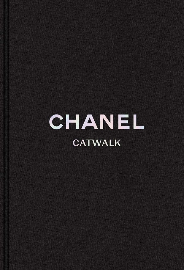 Chanel: The Complete Karl Lagerfeld Collections, por Patrick Mauriès (Foto: Reprodução)