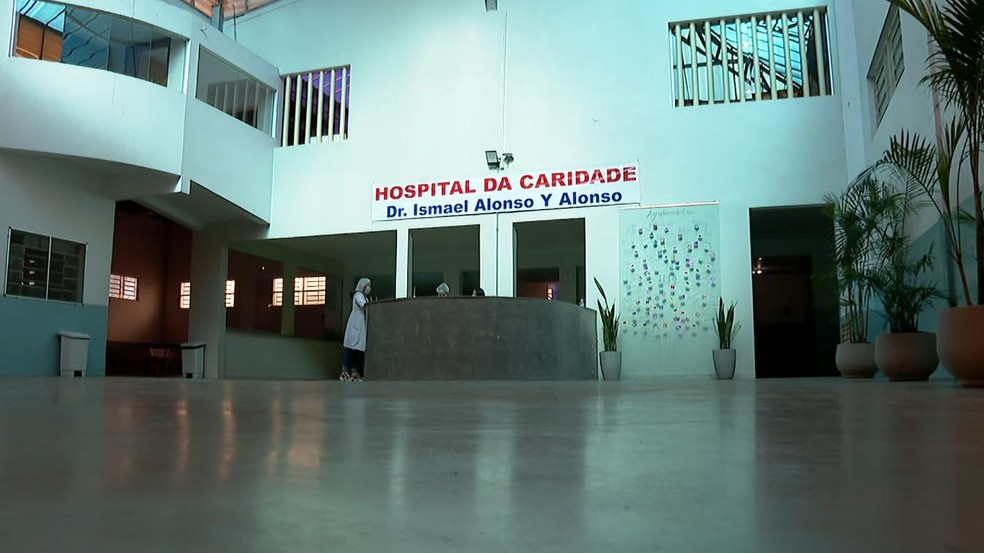 Hospital da Caridade em Franca, SP &mdash; Foto: Jefferson Severiano Neves/EPTV