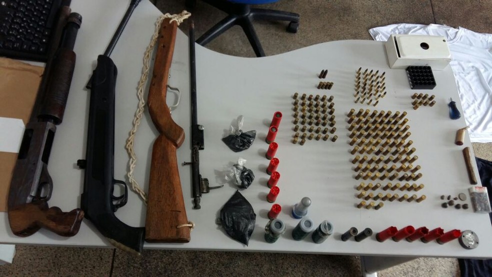Armamento foi apreendido com a quadrilha que Helbert fazia parte — Foto: Assessoria/Polícia Civil de MT