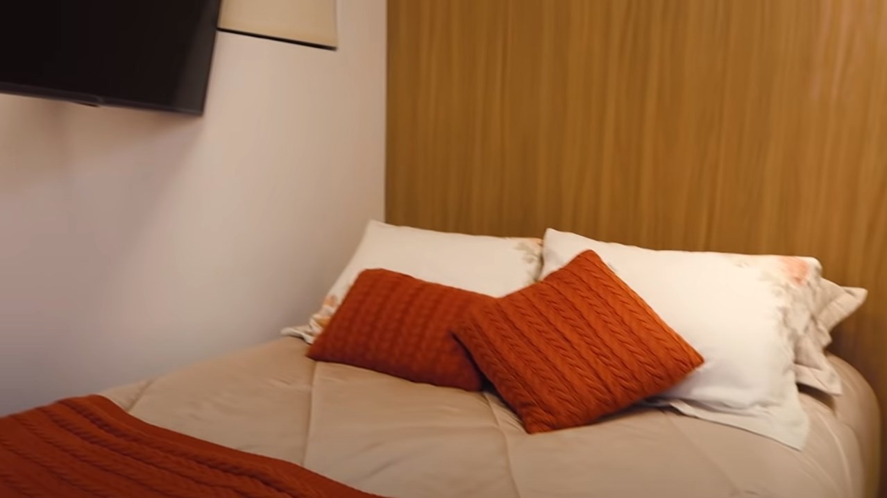 O quarto para visitas no apartamento de Viih Tube — Foto: Reprodução/YouTube