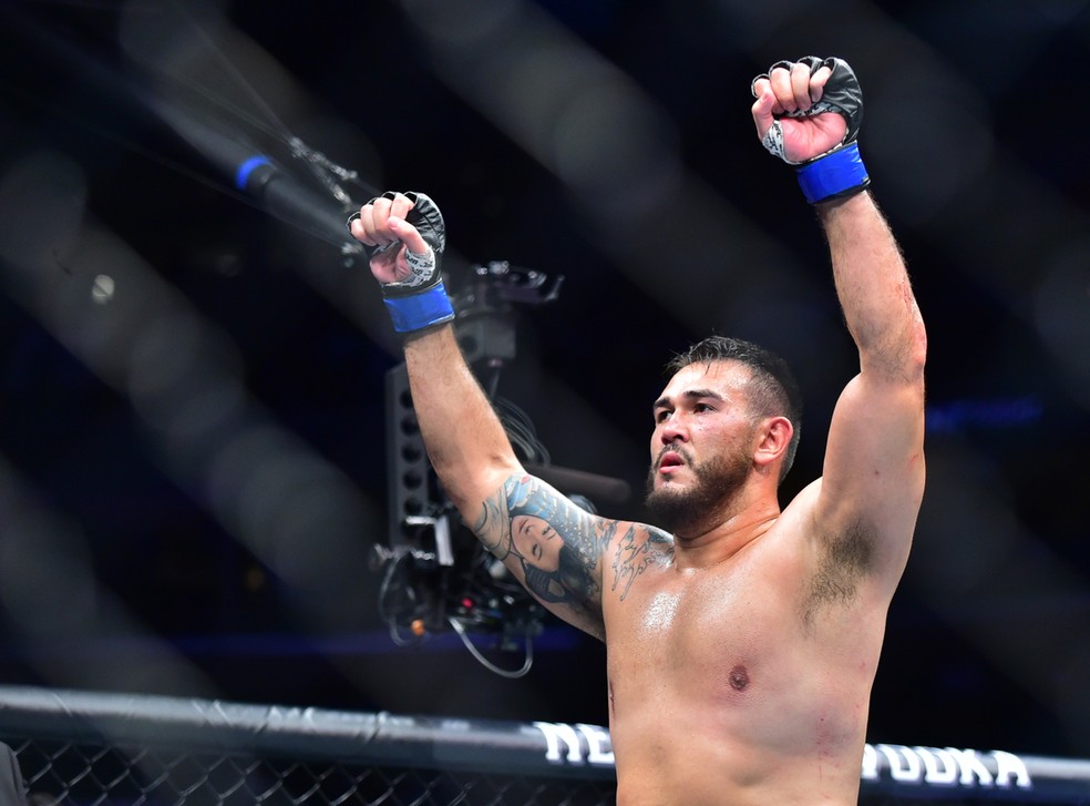 Augusto Sakai comemora vitÃ³ria no UFC Fort Lauderdale â?? Foto: Jason Silva