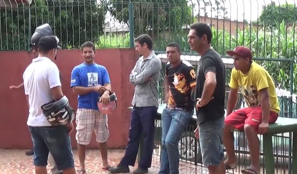 ONG que coleta lixo e prefeitura encerram contrato e 400 pessoas são demitidas no AC — Foto: Reprodução/Rede Amazônica Acre