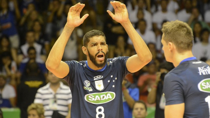 Depois de sete anos, Wallace está perto de trocar Cruzeiro pelo Taubaté