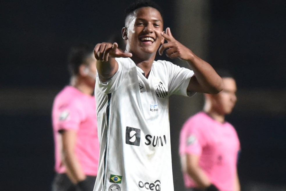 Ângelo, joia do Santos, após fazer gol histórico na Libertadores — Foto: Ivan Storti/Santos FC