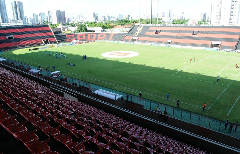 Estádio da Ilha do Retiro fica na Zona Oeste do Recife — Foto: Aldo Carneiro/Pernambuco Press