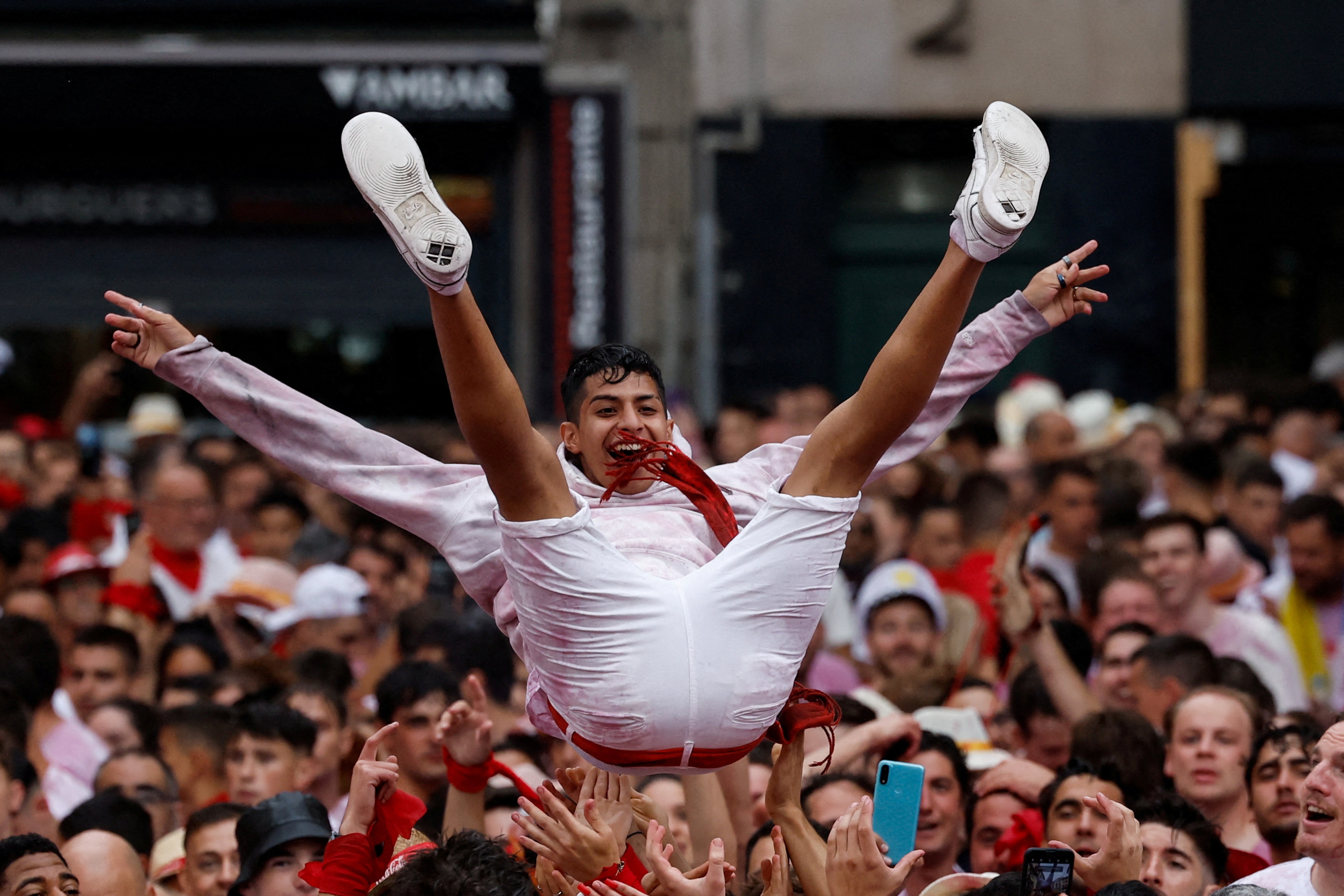 Corrida de touros na Espanha volta após restrições da Covid-19