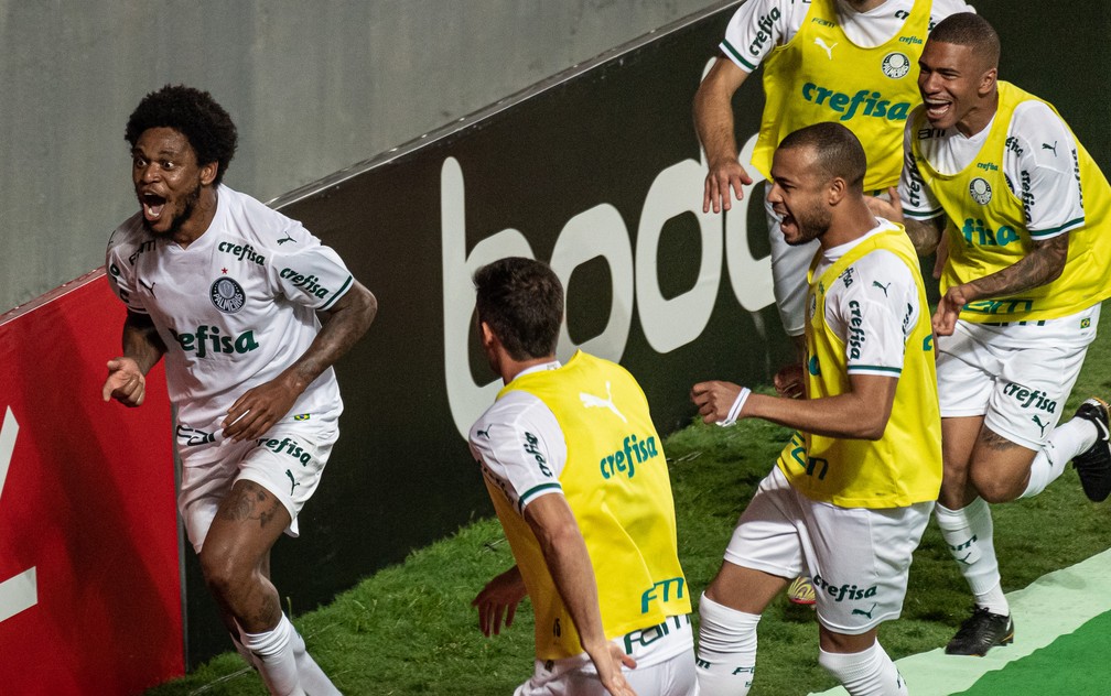 Decisivos, Luiz Adriano e Rony citam os méritos do finalista Palmeiras