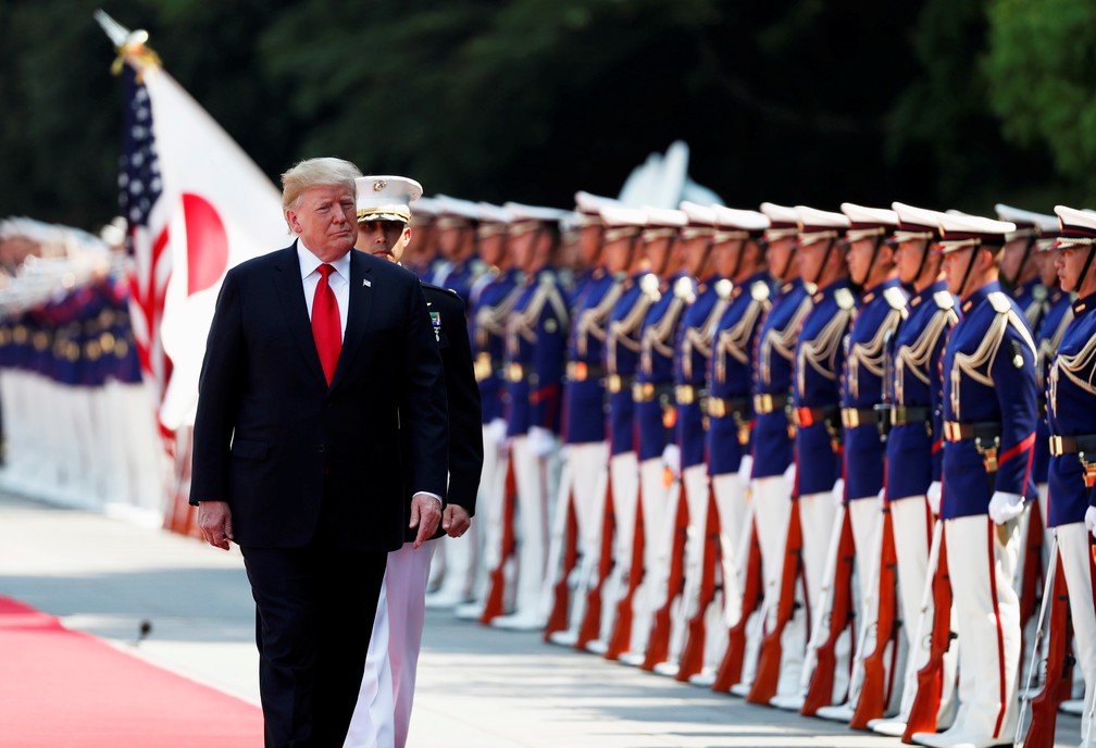 Donald Trump, presidente dos EUA, em visita ao Palácio Imperial do Japão — Foto: Issei Kato/Reuters