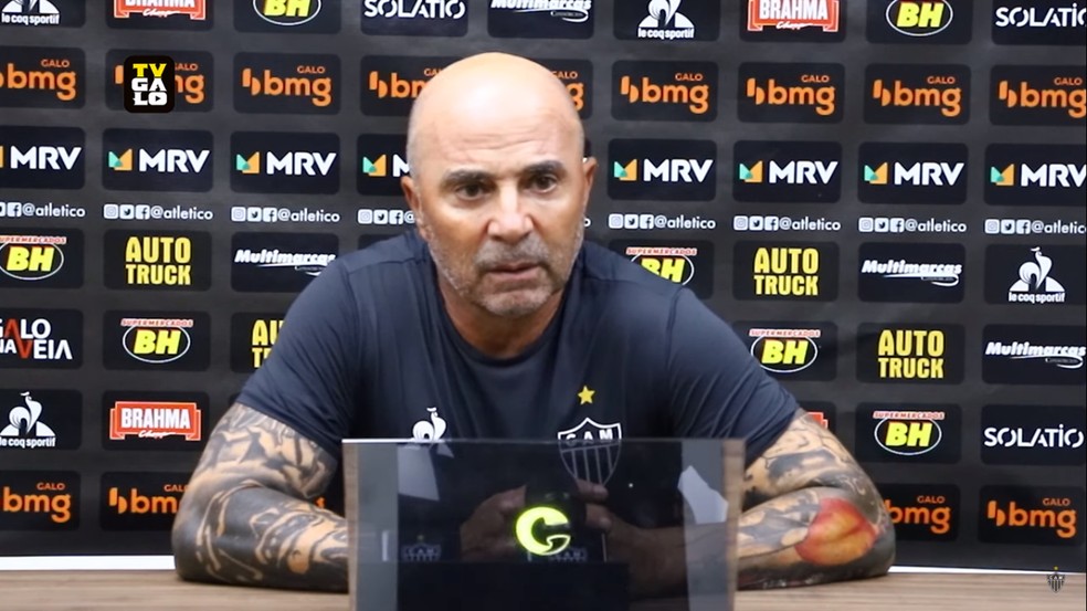 Sampaoli vê expulsão injusta e destaca postura do Atlético-MG: 