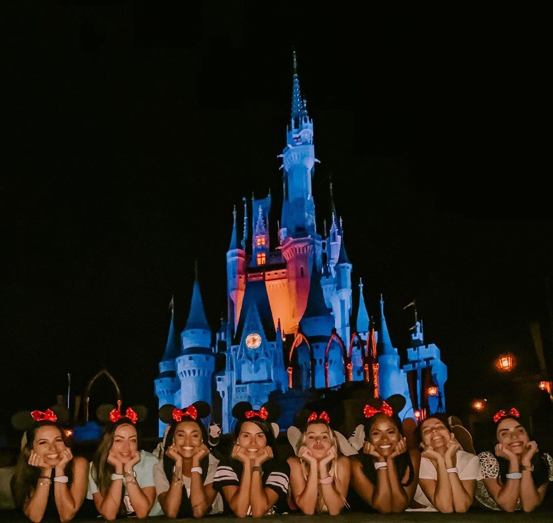 Bailarinas do Domingão curtem férias na Disney (Foto: Reprodução / Instagram)