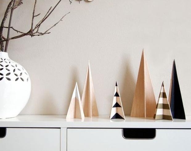 Árvore de Natal de madeira (Foto: Pinterest/ Reprodução)