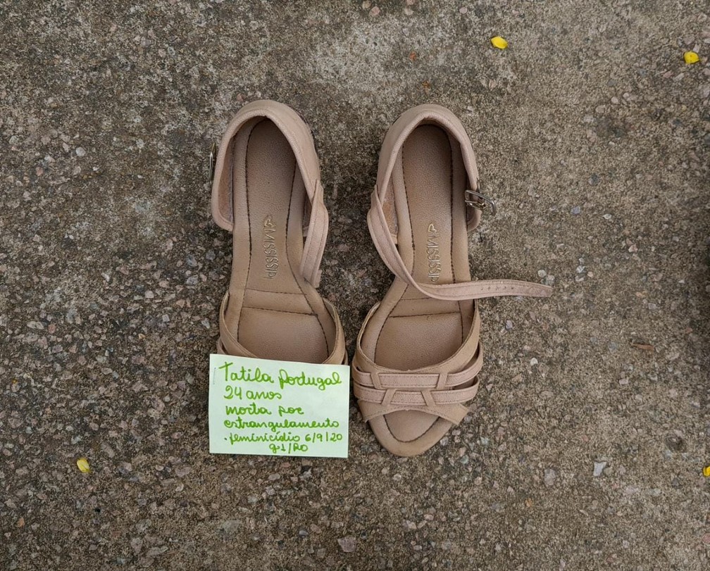 Sapatos representam vítimas de feminicídio em Rondônia — Foto: Armando Júnior/Rede Amazônica