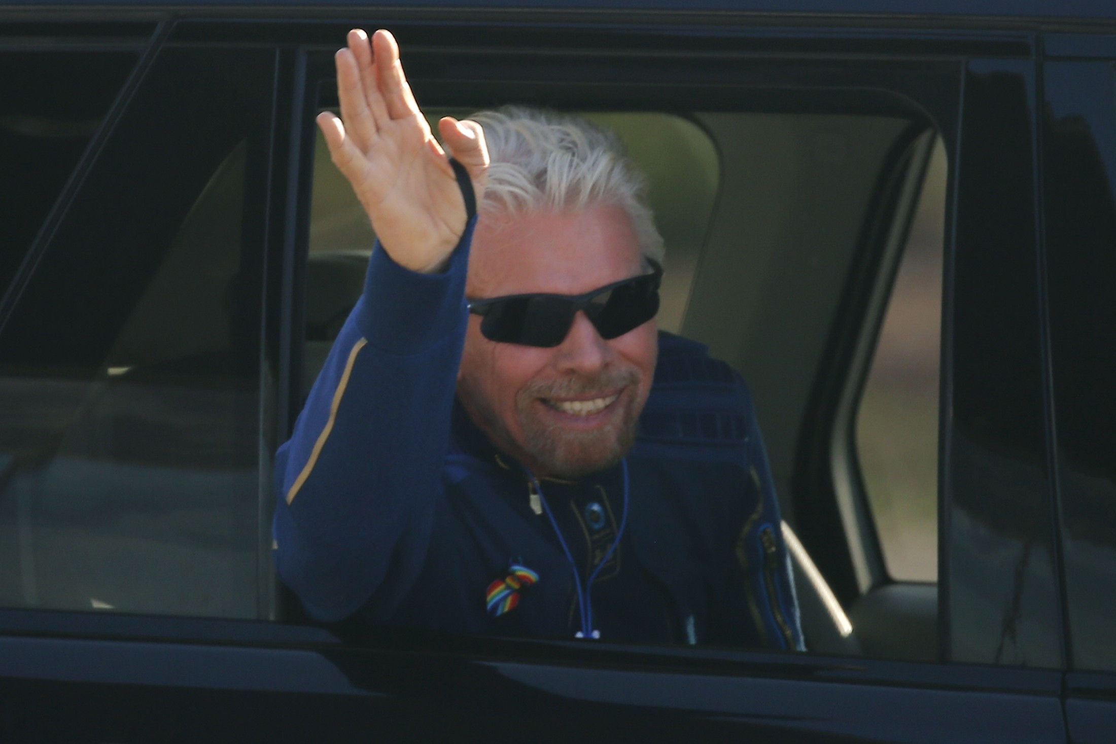 BilionÃ¡rio Richard Branson vai ao espaÃ§o no domingo a bordo do foguete da Virgin Galactic
