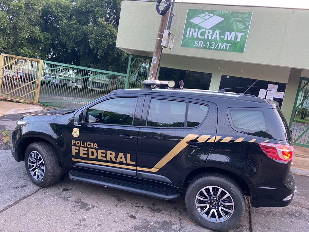 Mandados de busca e apreensão são cumpridos pela Polícia Federal — Foto: Polícia Federal