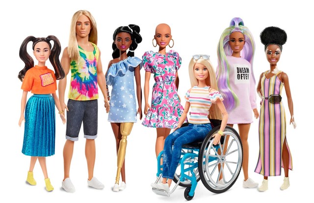 Barbie lança novas bonecas inclusivas com vitiligo e até careca