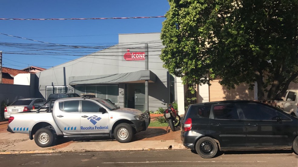 Receita Federal e PF em empresa da área jurídica em Campo Grande (MS) (Foto: Camilla Jovê/ TV Morena)