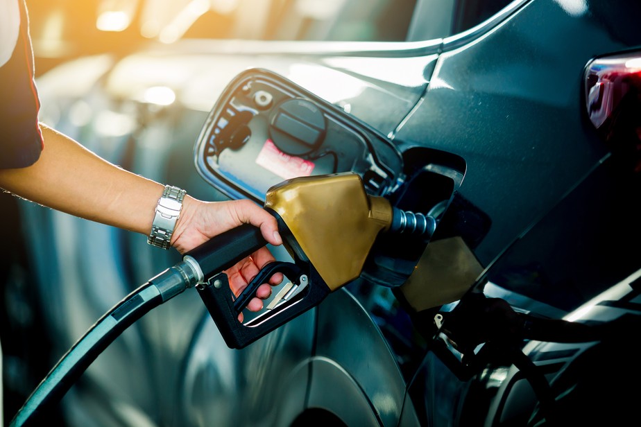 Gasolina tem queda de 2,8% na semana, segundo pesquisa da ANP