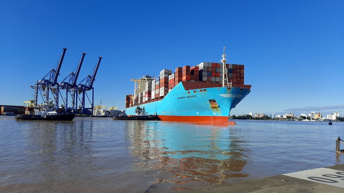 Manobras de navios são normalizadas nos portos de Itajaí e Navegantes após acesso ser fechado por causa de tempestade subtropical 'Raoni' - Vimarsana News