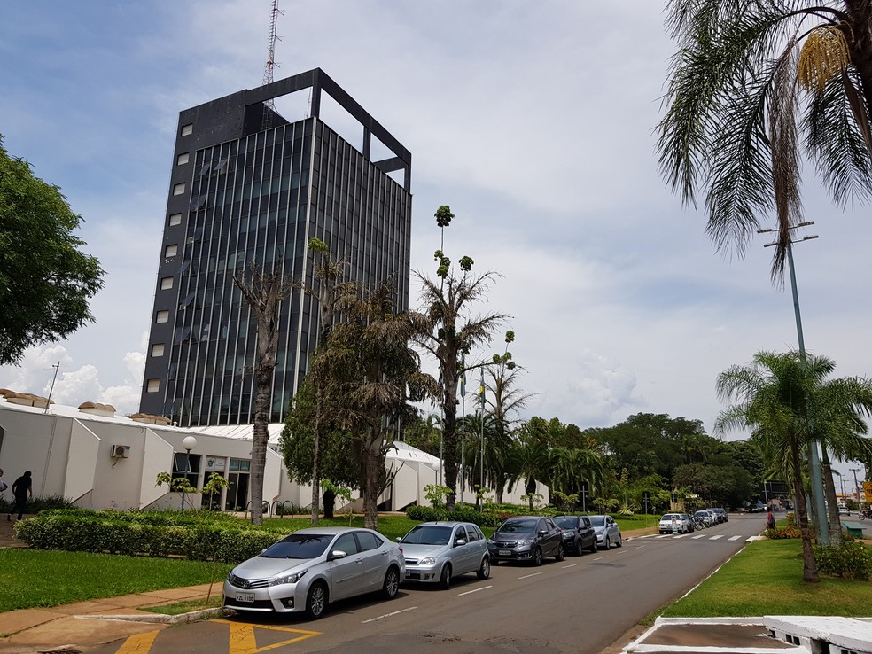Prefeitura de Santa Bárbara d'Oeste: contas com parecer negativo em 2018 — Foto: Thainara Cabral/G1