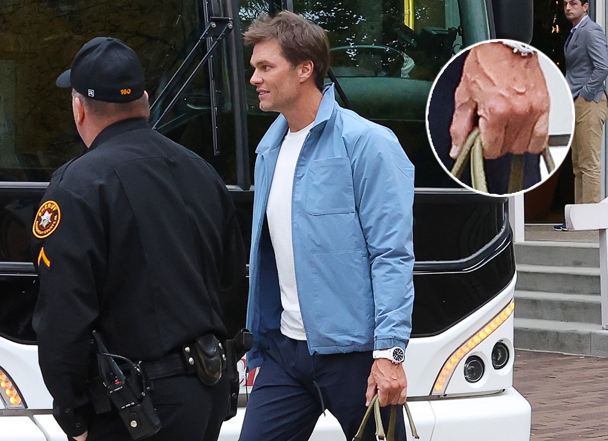 Tom Brady foi visto sem aliança em meio a rumores de divórcio de Gisele Bündchen (Foto: The Grosby Group)