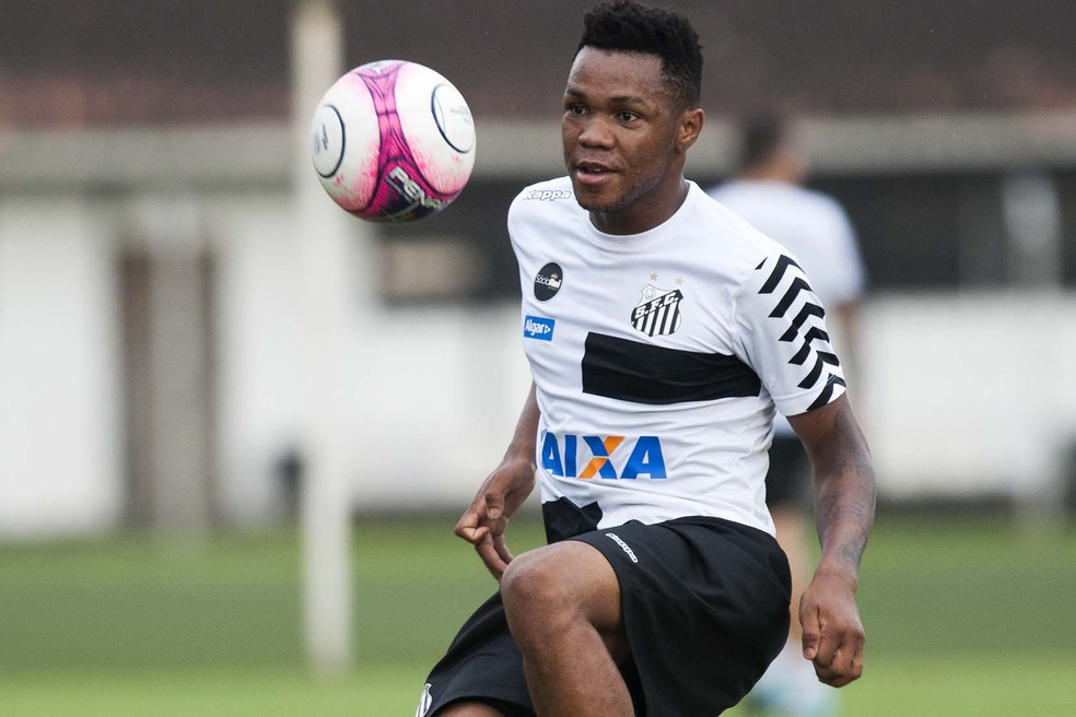 Matheus Jesus teve passagem rápida pelo Santos — Foto: Ivan Storti/Santos FC