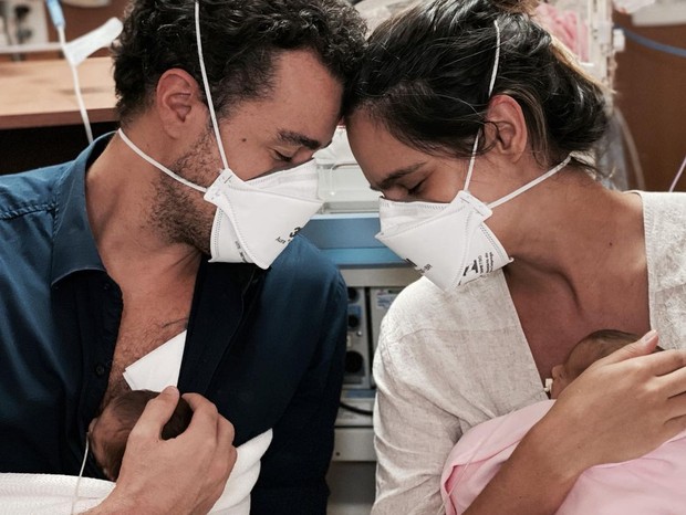 Joaquim Lopes posta no Dia Mundial da Prematuridade e fala de Sophia e Pietra, suas filhas com Marcella Fogaça (Foto: Reprodução/Instagram)