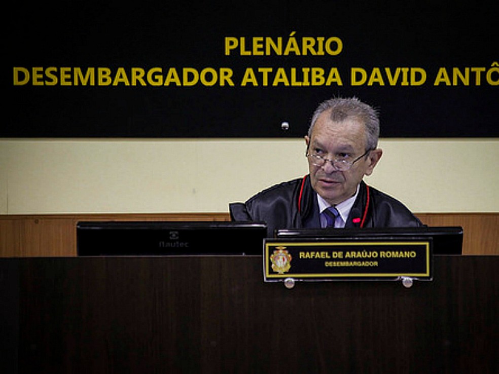 Rafael Romano é desembargador aposentado da Justiça do Amazonas (Foto: Divulgação/TJAM)